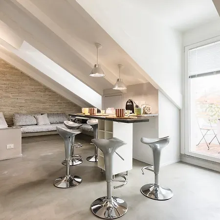 Apartment Penthouse Afrodite - A Ca D'amis 2 Turin